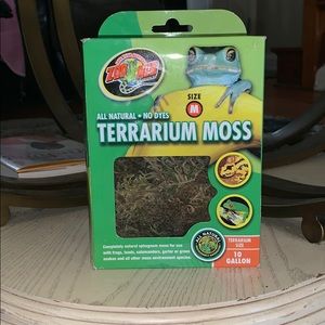 Reptile moss